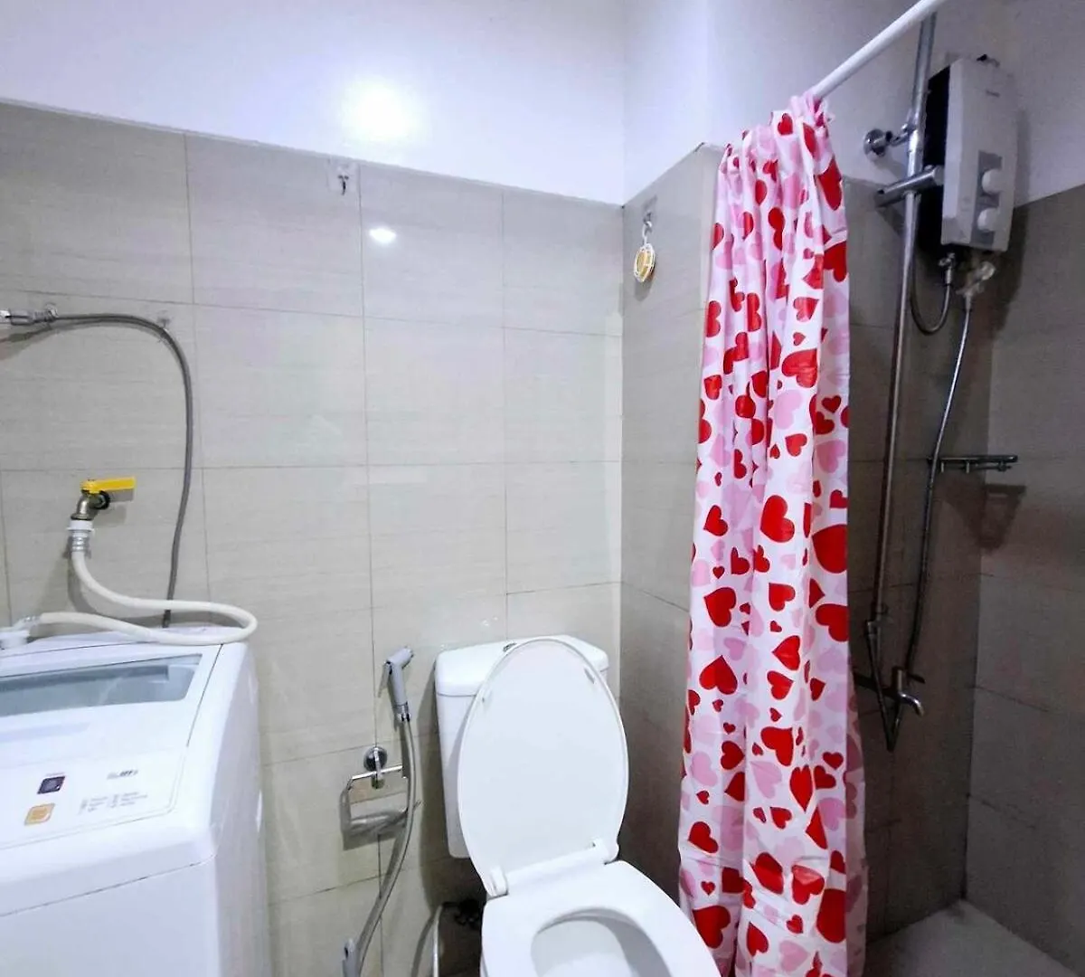 Wooden Style Amenities View Apartment Manila